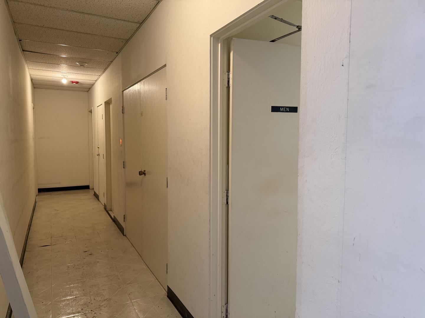 Detail Gallery Image 16 of 16 For 1550 Rollins Rd a,  Burlingame,  CA 94010 - – Beds | – Baths