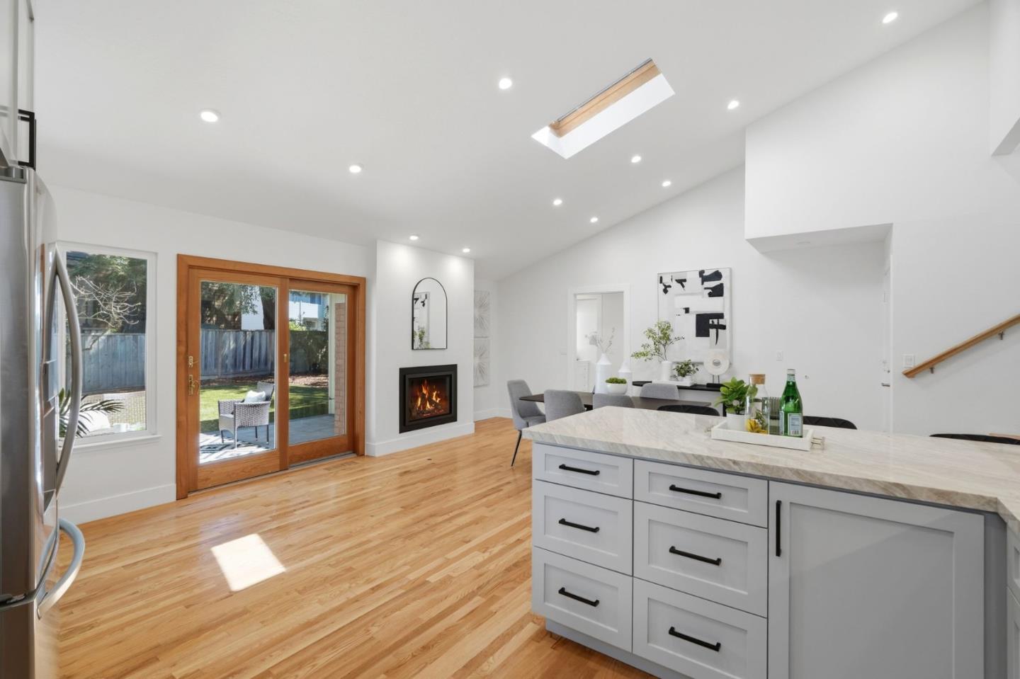 Detail Gallery Image 18 of 51 For 2110 Dolphin Dr, Aptos,  CA 95003 - 3 Beds | 2 Baths