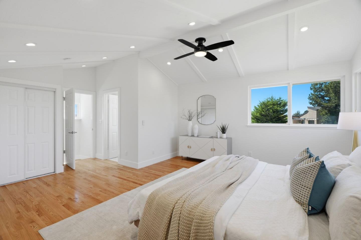 Detail Gallery Image 22 of 51 For 2110 Dolphin Dr, Aptos,  CA 95003 - 3 Beds | 2 Baths