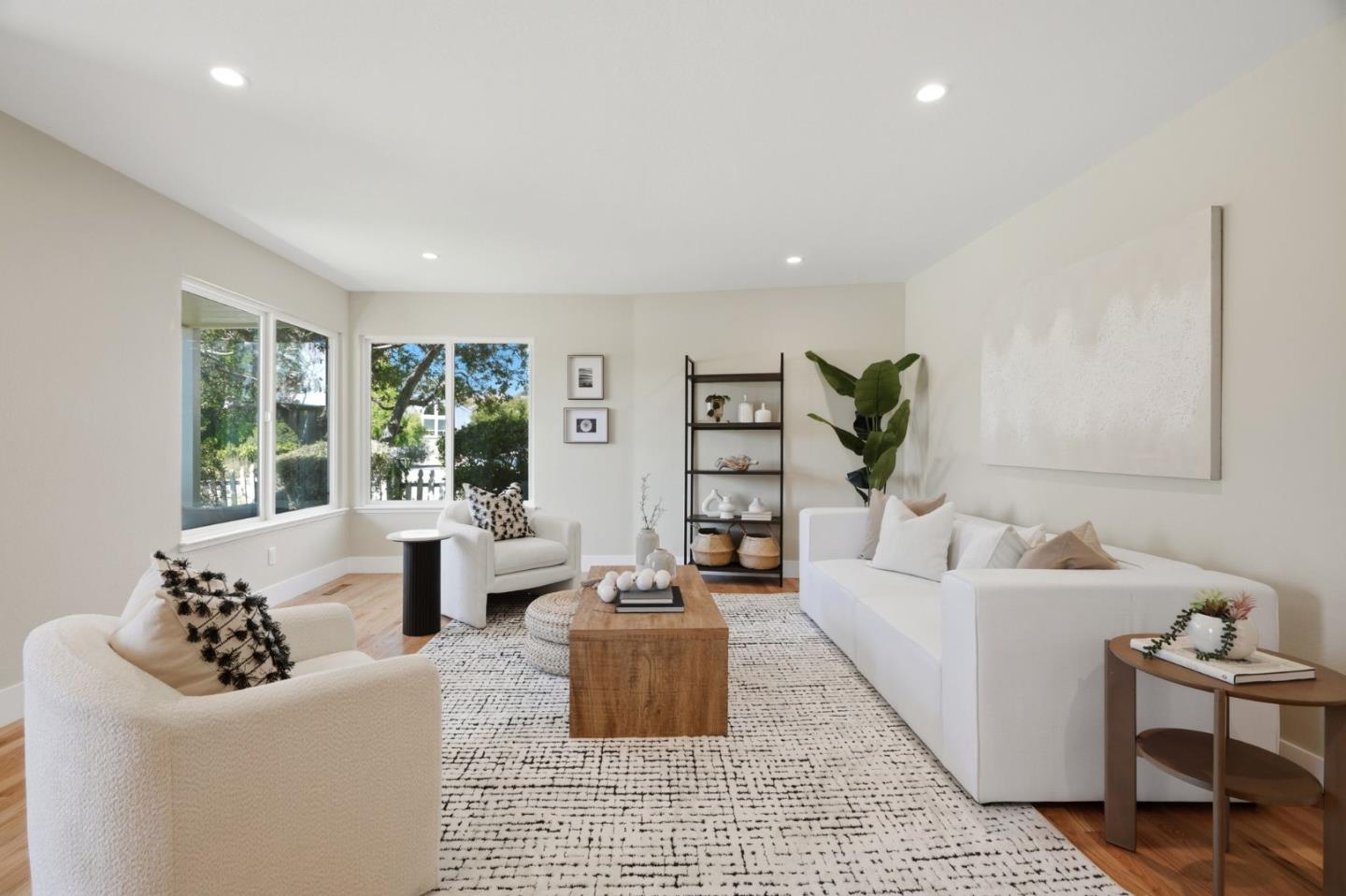 Detail Gallery Image 5 of 51 For 2110 Dolphin Dr, Aptos,  CA 95003 - 3 Beds | 2 Baths