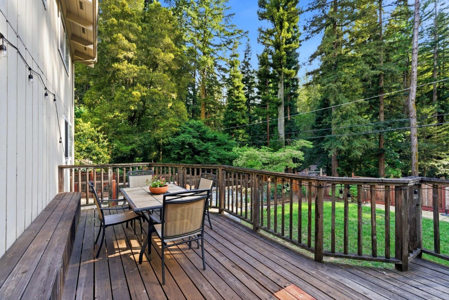 Detail Gallery Image 11 of 25 For 105 Garden Ln, Boulder Creek,  CA 95006 - 4 Beds | 2 Baths