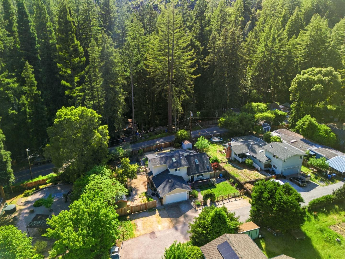 Detail Gallery Image 19 of 25 For 105 Garden Ln, Boulder Creek,  CA 95006 - 4 Beds | 2 Baths