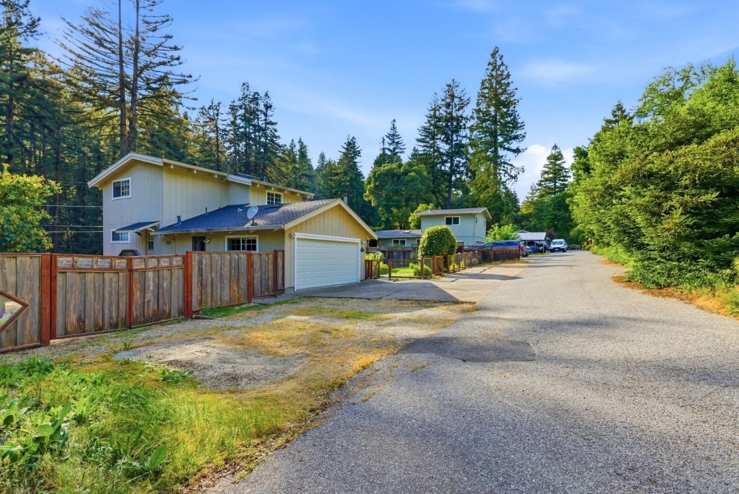 Detail Gallery Image 2 of 25 For 105 Garden Ln, Boulder Creek,  CA 95006 - 4 Beds | 2 Baths