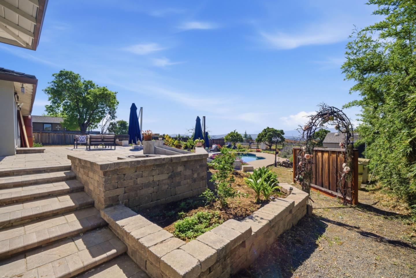 Detail Gallery Image 34 of 52 For 2409 Klein Rd, San Jose,  CA 95148 - 3 Beds | 2/1 Baths