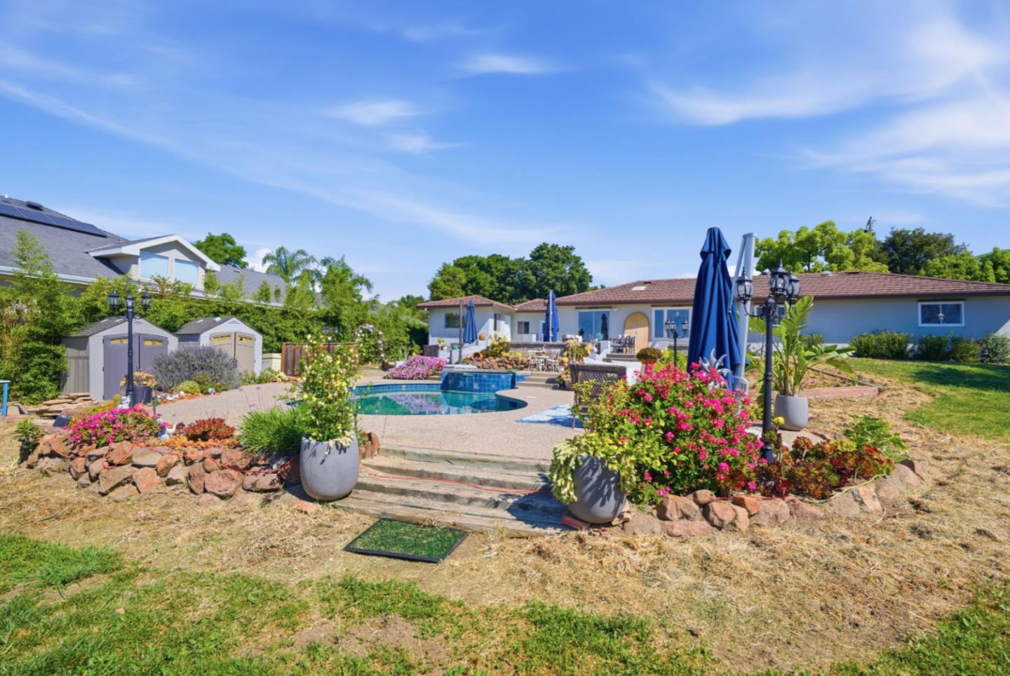 Detail Gallery Image 37 of 52 For 2409 Klein Rd, San Jose,  CA 95148 - 3 Beds | 2/1 Baths