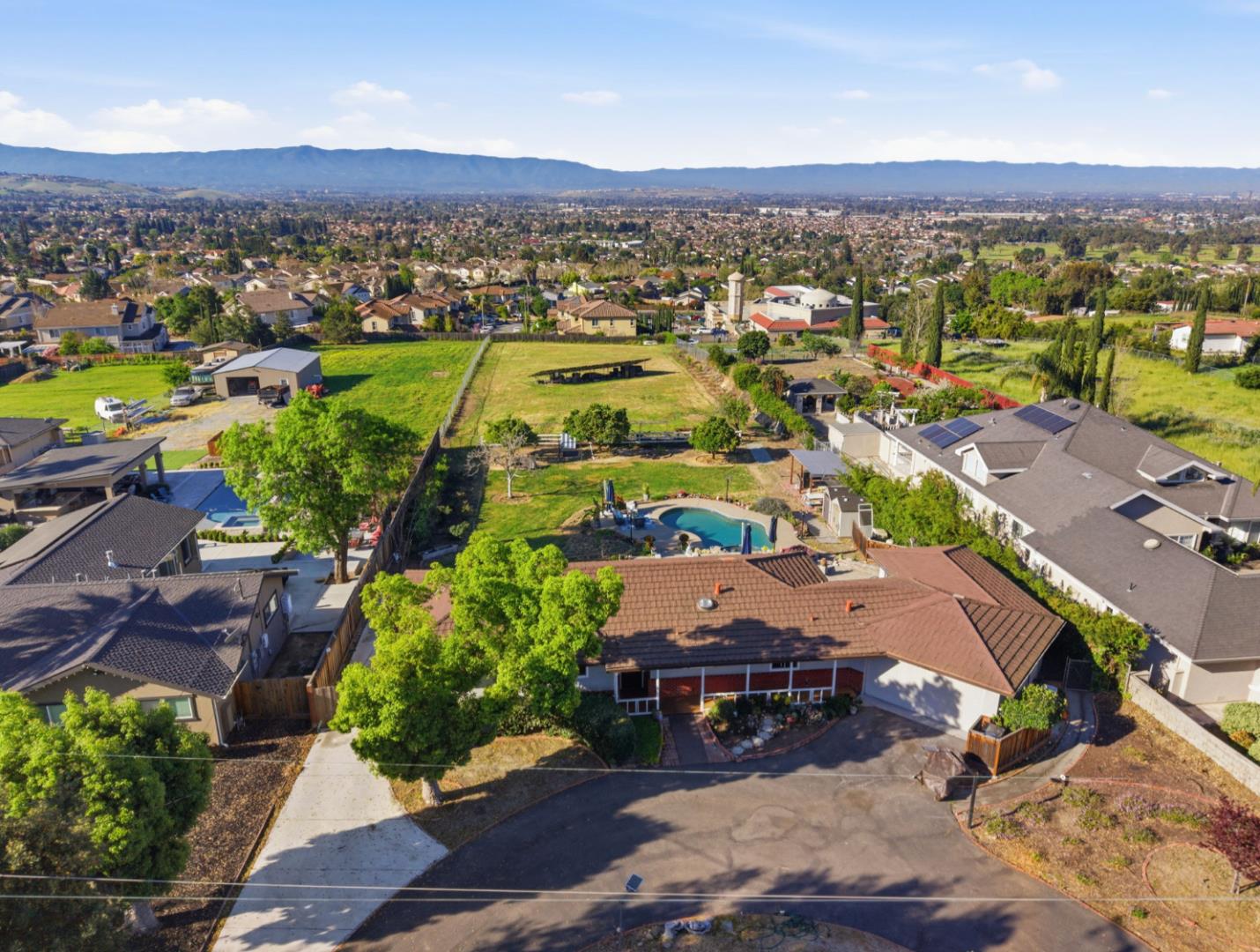 Detail Gallery Image 50 of 52 For 2409 Klein Rd, San Jose,  CA 95148 - 3 Beds | 2/1 Baths