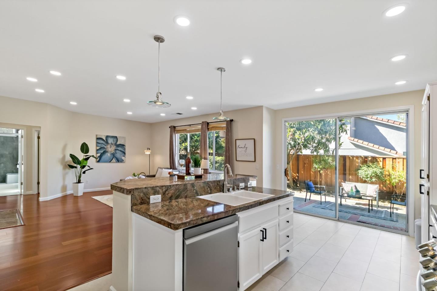 Detail Gallery Image 19 of 60 For 3249 Esperanza Ct, San Jose,  CA 95135 - 5 Beds | 3 Baths