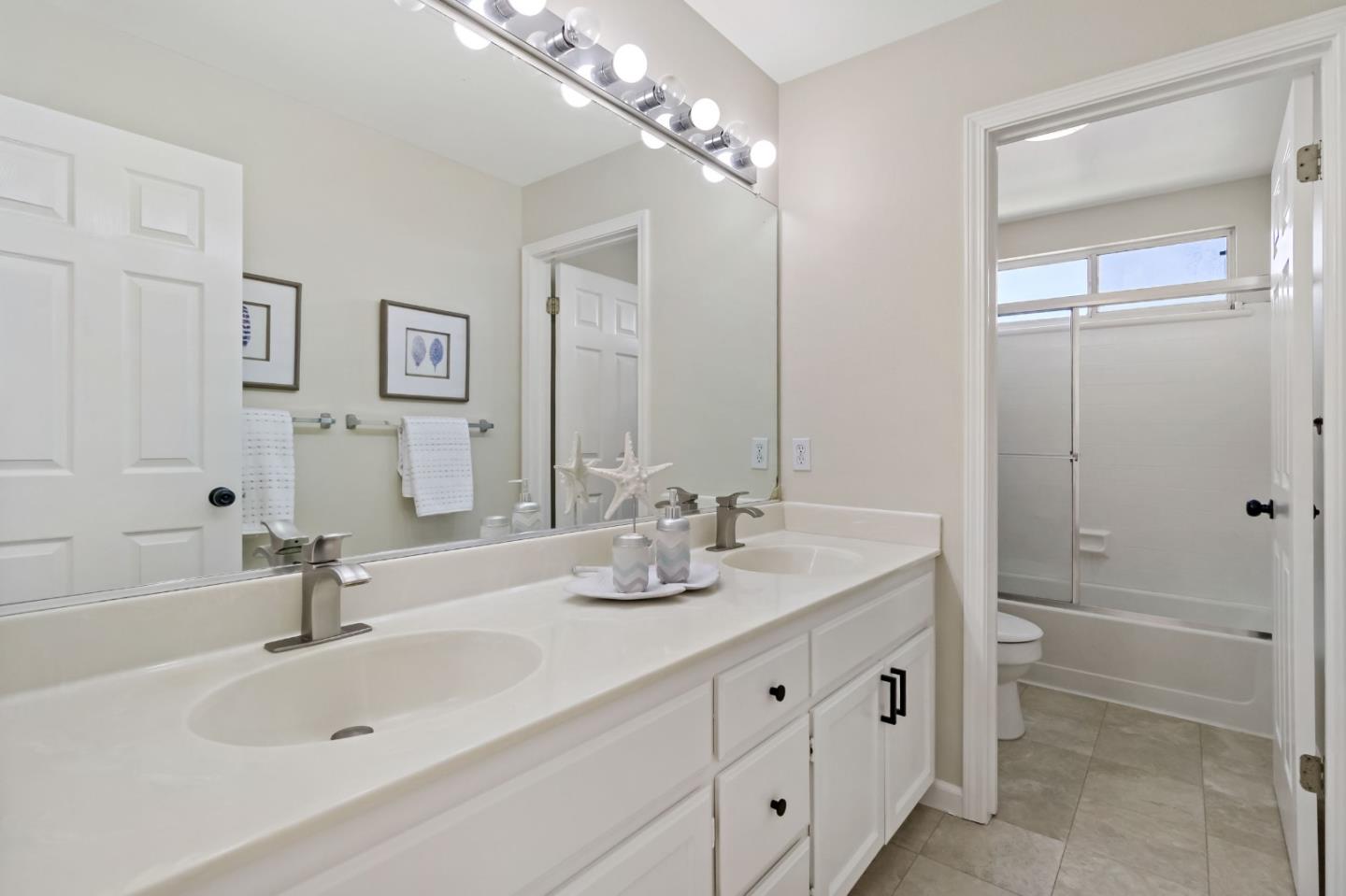 Detail Gallery Image 35 of 60 For 3249 Esperanza Ct, San Jose,  CA 95135 - 5 Beds | 3 Baths