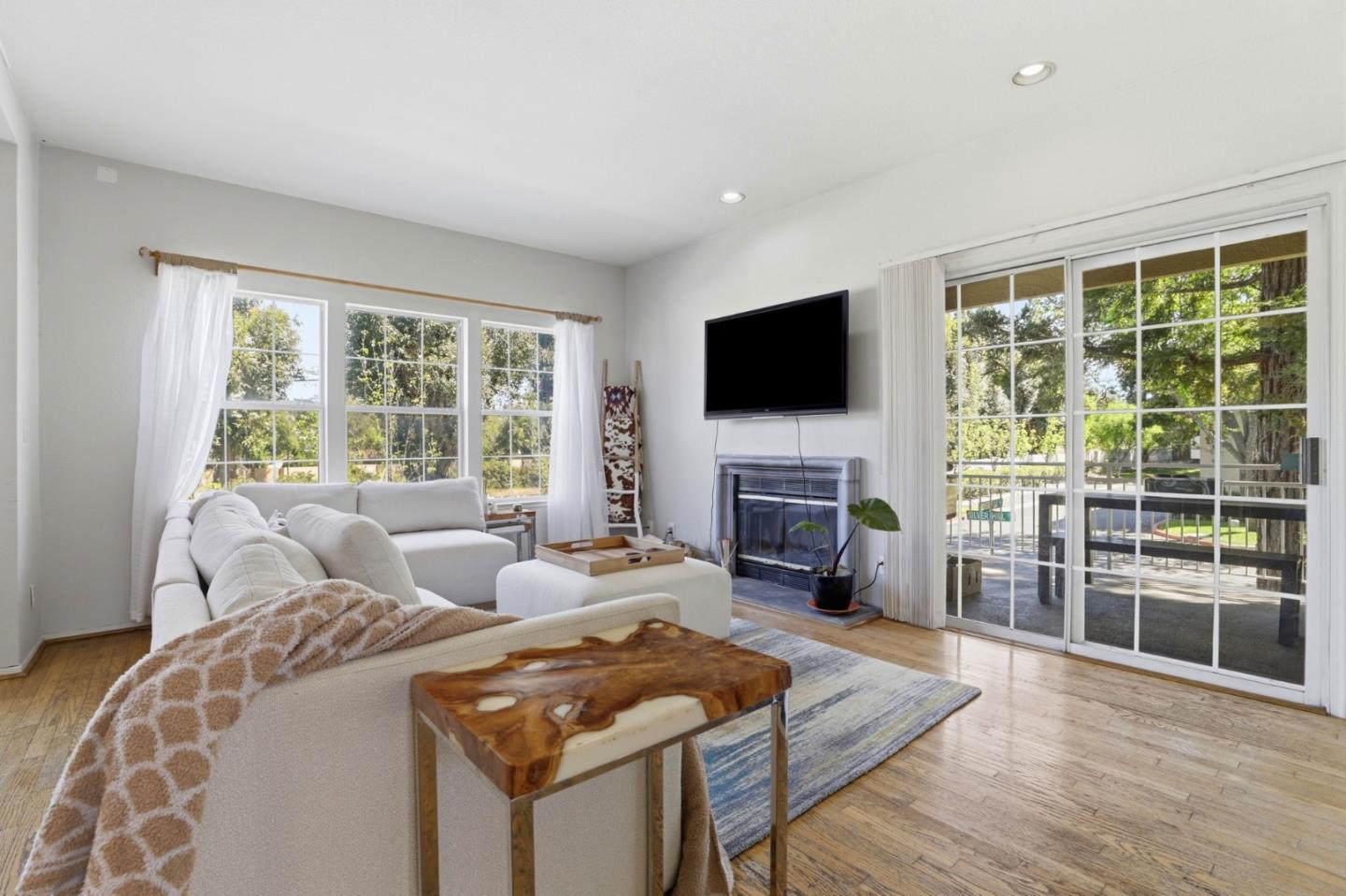 Photo #10: ML82040064 Listing: Photo #10