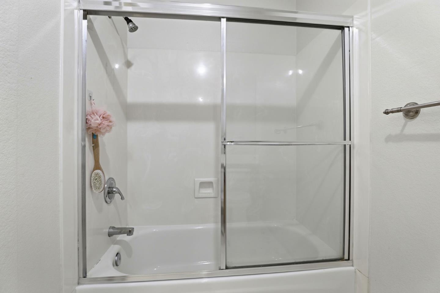 Photo #31: ML82040064 Listing: Photo #31