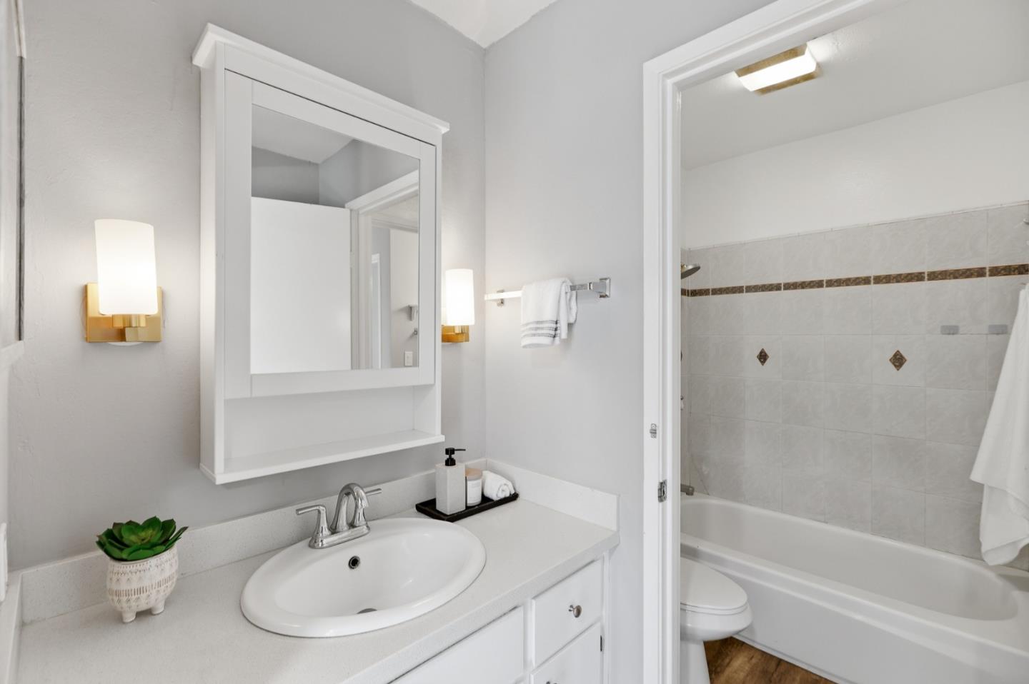 Photo #21: ML82040065 Listing: Photo #21