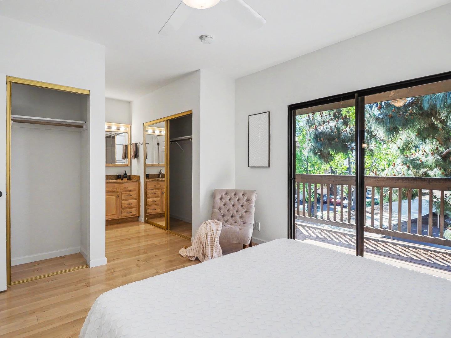 Detail Gallery Image 14 of 31 For 970 Apricot Ave, Campbell,  CA 95008 - 2 Beds | 2 Baths