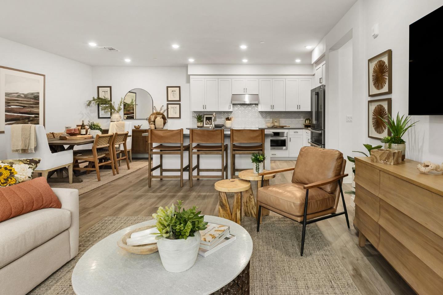 Photo #3: ML82040068 Listing: Photo #3