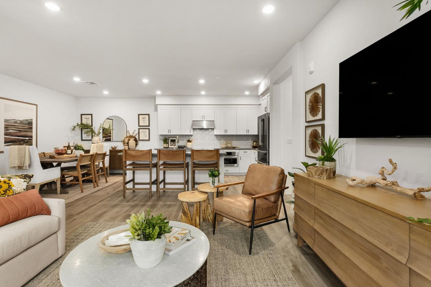 Photo #4: ML82040068 Listing: Photo #4