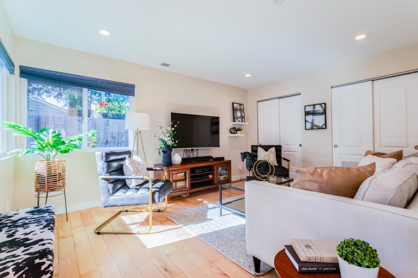 Detail Gallery Image 15 of 28 For 167 F St, Redwood City,  CA 94063 - 3 Beds | 2 Baths