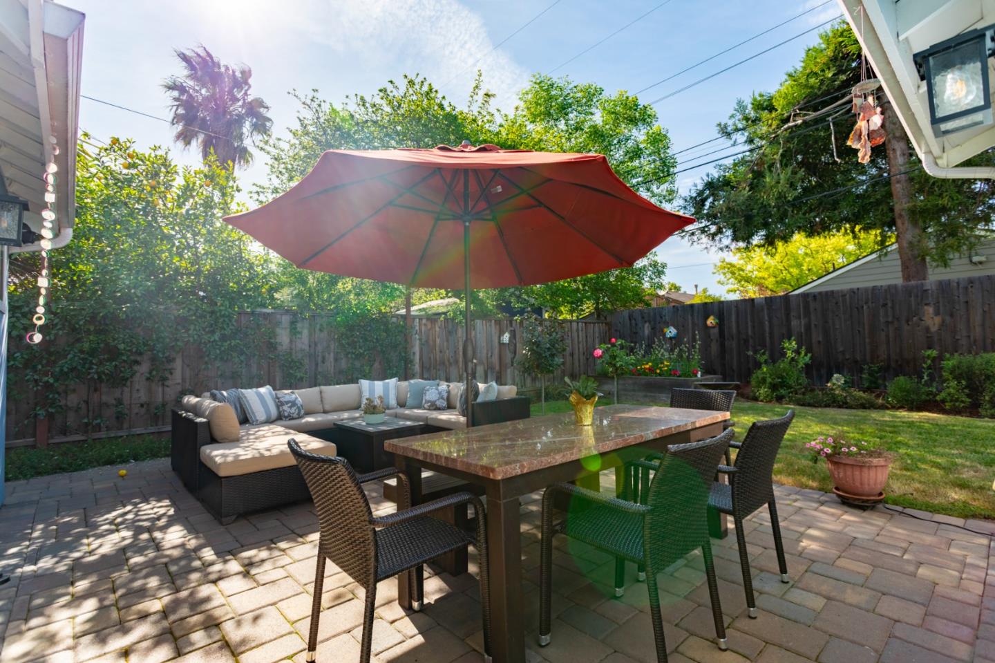 Detail Gallery Image 24 of 28 For 167 F St, Redwood City,  CA 94063 - 3 Beds | 2 Baths