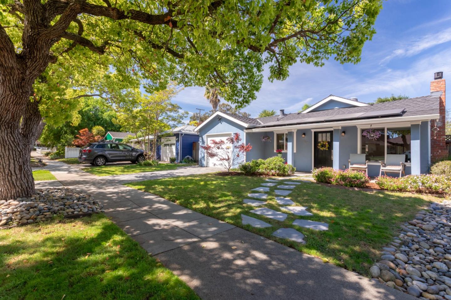 Detail Gallery Image 4 of 28 For 167 F St, Redwood City,  CA 94063 - 3 Beds | 2 Baths