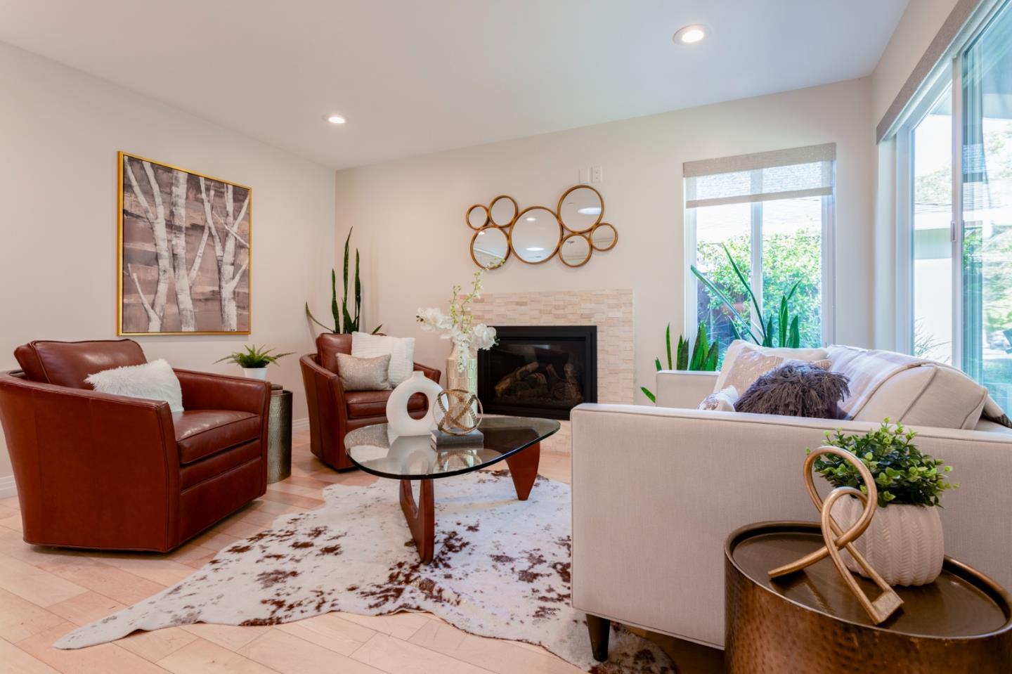 Detail Gallery Image 5 of 28 For 167 F St, Redwood City,  CA 94063 - 3 Beds | 2 Baths