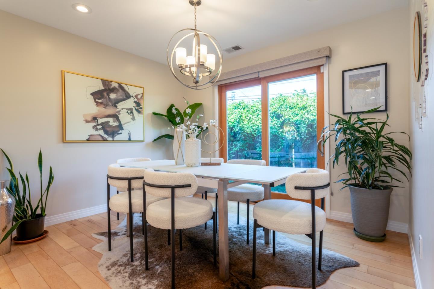 Detail Gallery Image 7 of 28 For 167 F St, Redwood City,  CA 94063 - 3 Beds | 2 Baths