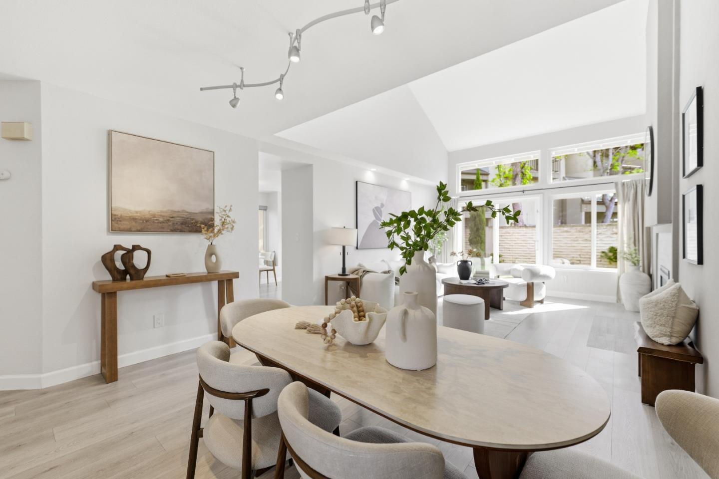 Detail Gallery Image 10 of 64 For 2896 Barrington Ter, Fremont,  CA 94536 - 3 Beds | 2/1 Baths