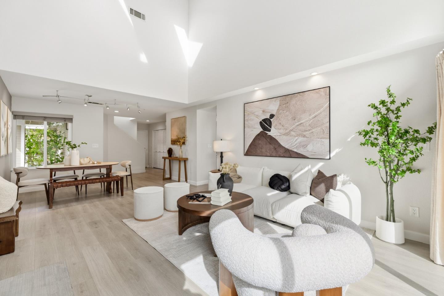 Detail Gallery Image 4 of 64 For 2896 Barrington Ter, Fremont,  CA 94536 - 3 Beds | 2/1 Baths