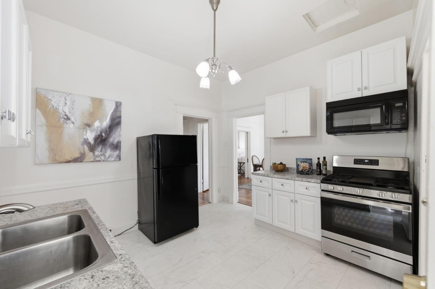 Detail Gallery Image 11 of 41 For 119 Delmas Ave, San Jose,  CA 95110 - 4 Beds | 2 Baths