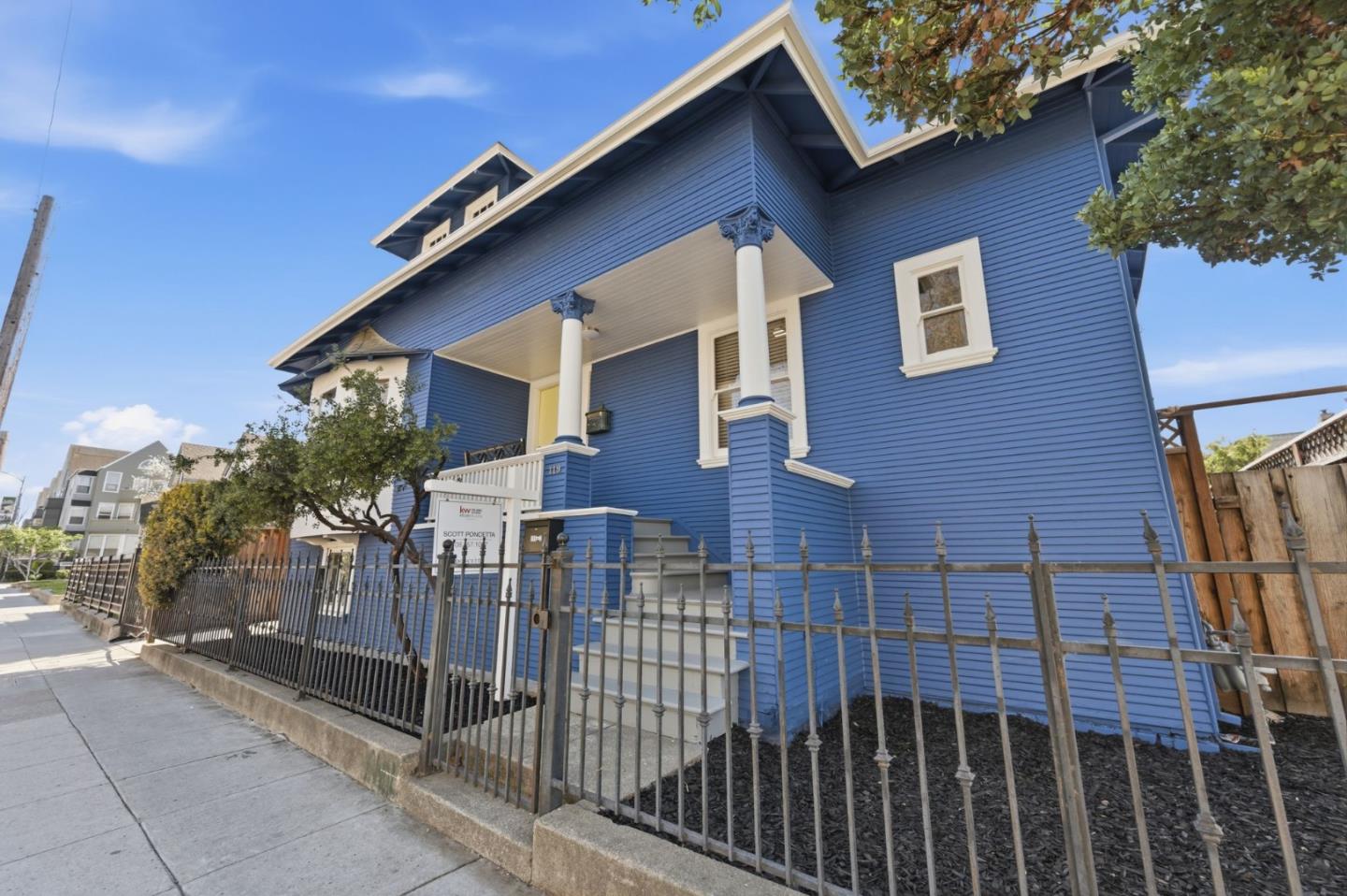 Detail Gallery Image 2 of 41 For 119 Delmas Ave, San Jose,  CA 95110 - 4 Beds | 2 Baths