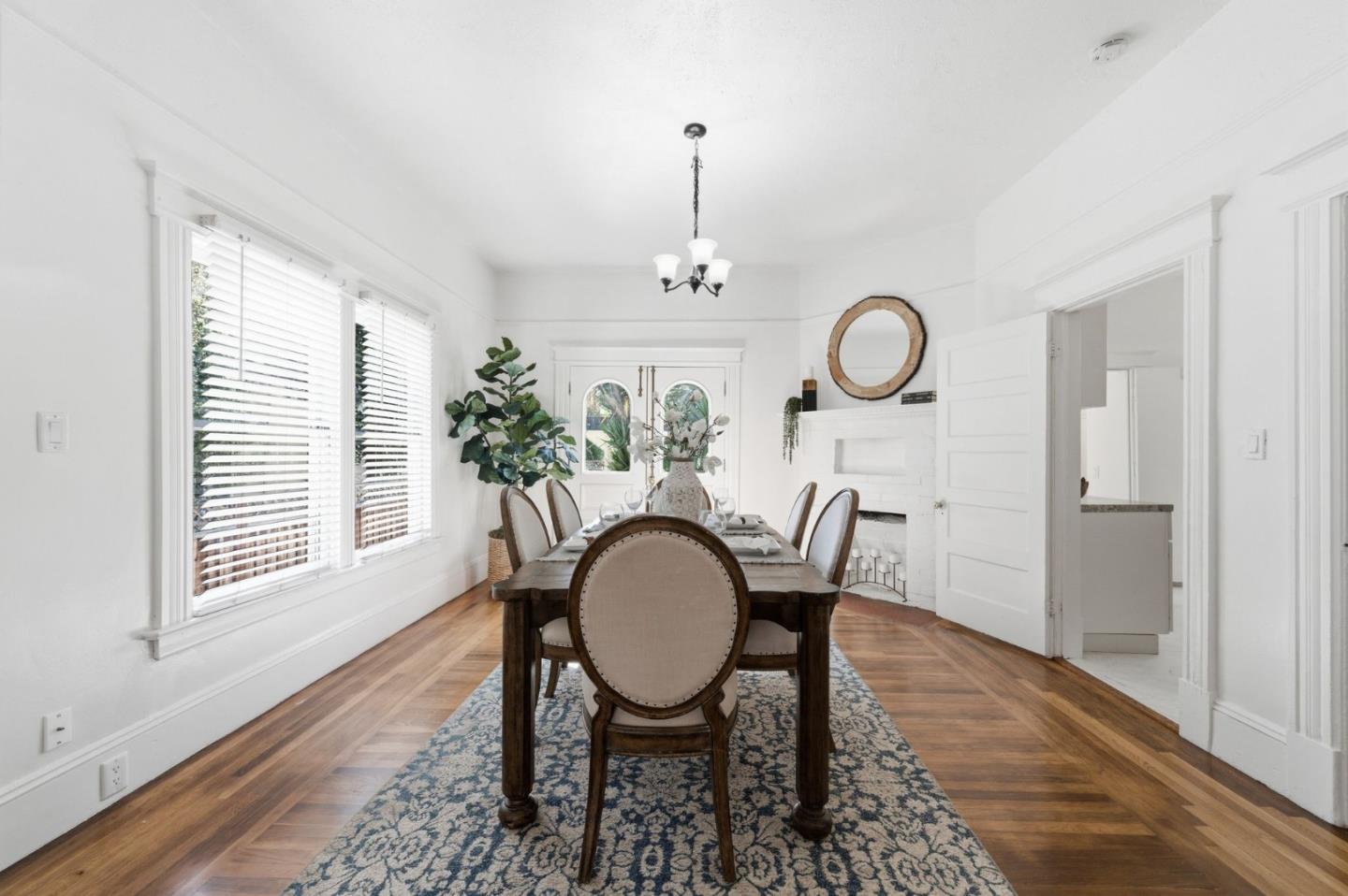 Detail Gallery Image 8 of 41 For 119 Delmas Ave, San Jose,  CA 95110 - 4 Beds | 2 Baths