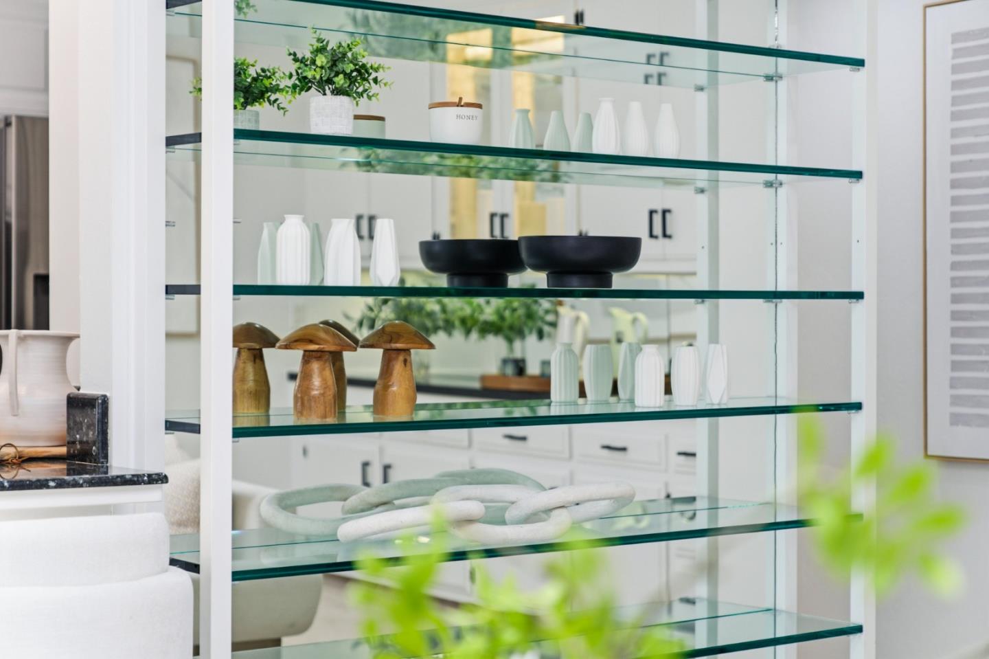 Detail Gallery Image 33 of 82 For 1460 Murchison Dr, Millbrae,  CA 94030 - 4 Beds | 2 Baths