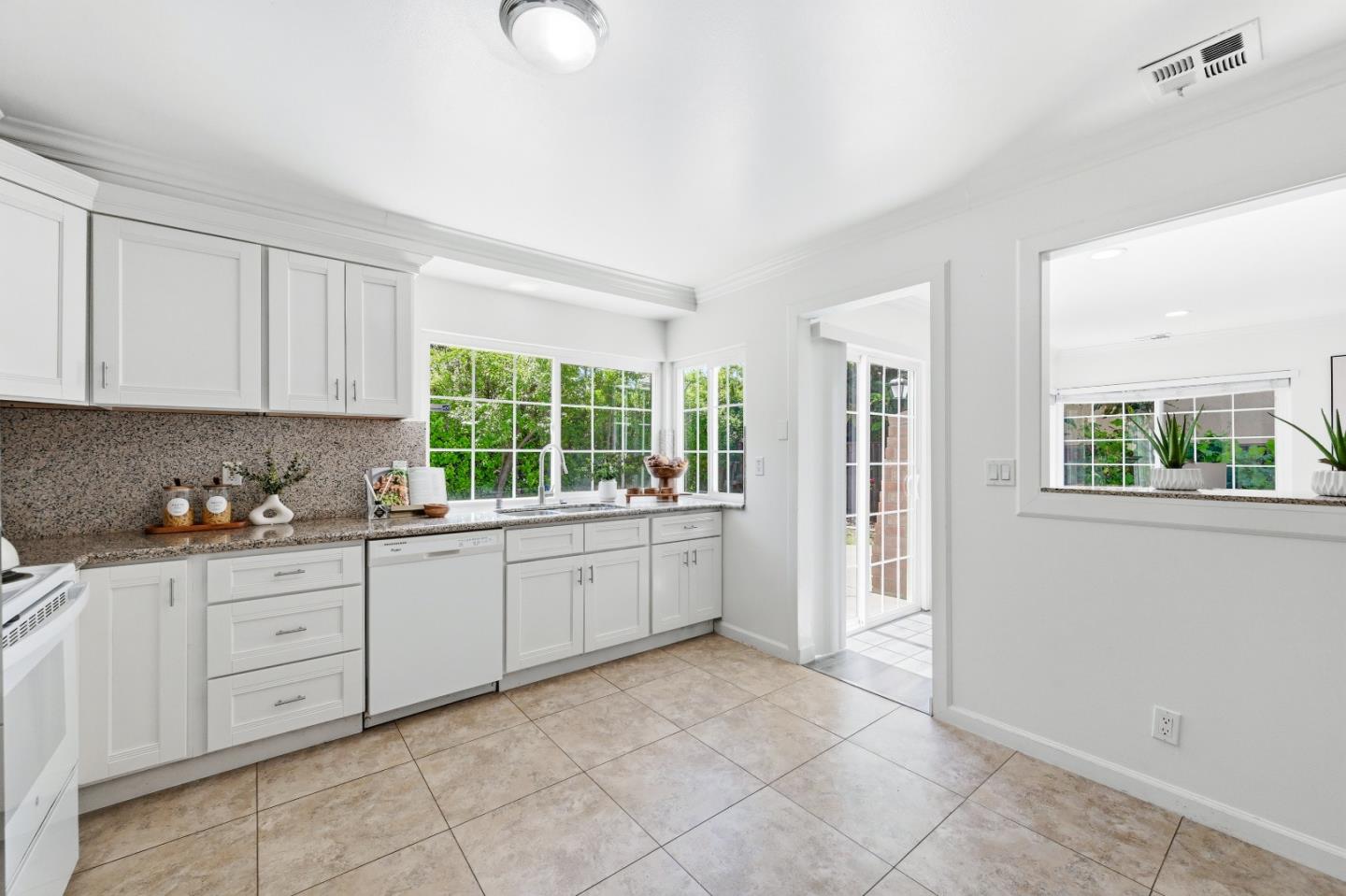 Detail Gallery Image 20 of 95 For 3224 Orange St, San Jose,  CA 95127 - 4 Beds | 2/1 Baths