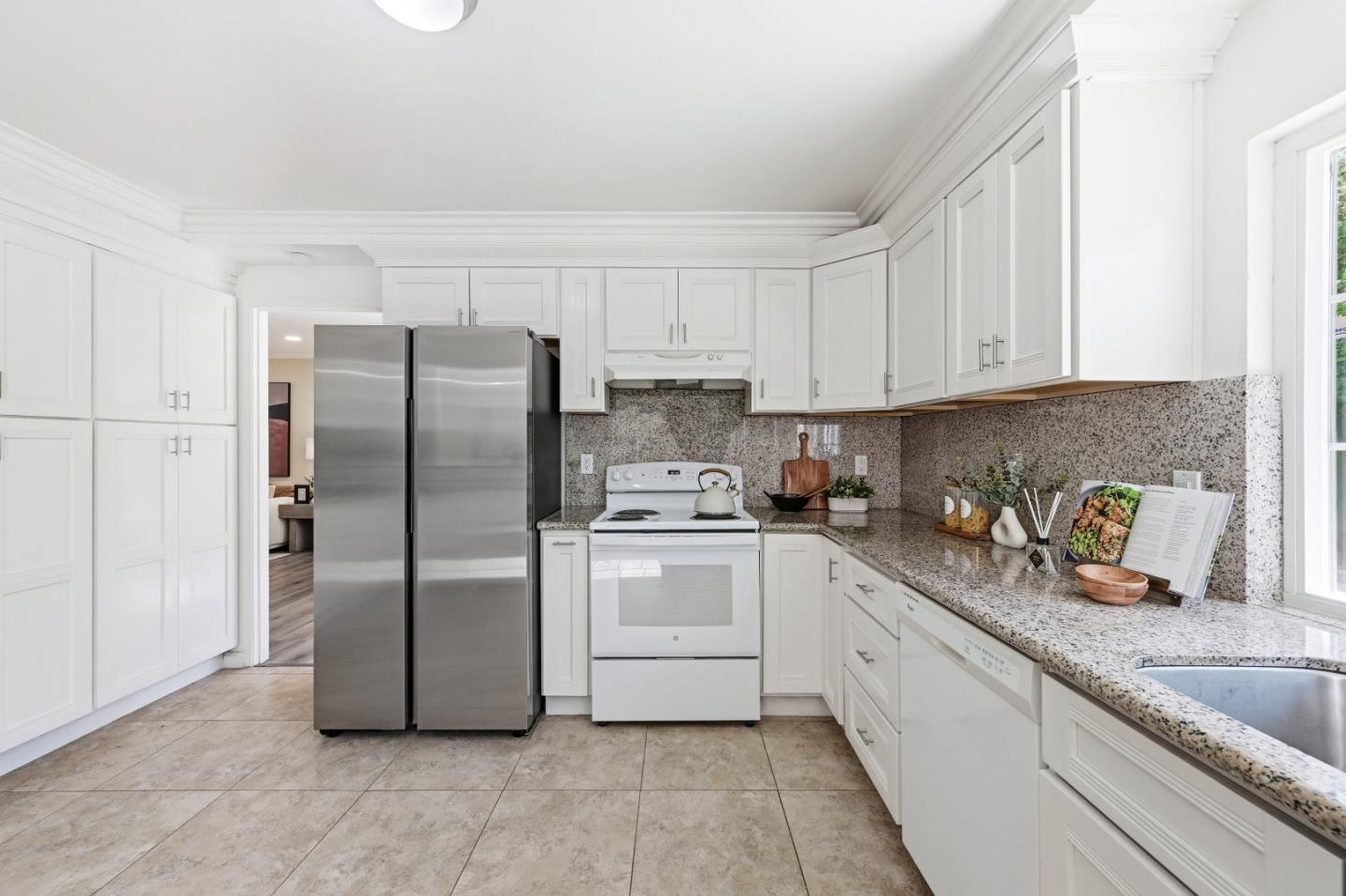 Detail Gallery Image 23 of 95 For 3224 Orange St, San Jose,  CA 95127 - 4 Beds | 2/1 Baths