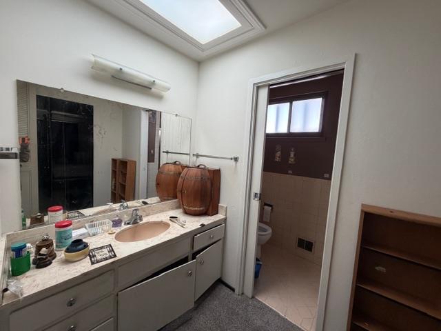 Detail Gallery Image 14 of 31 For 295 Edgewood Dr, Pacifica,  CA 94044 - 4 Beds | 2 Baths