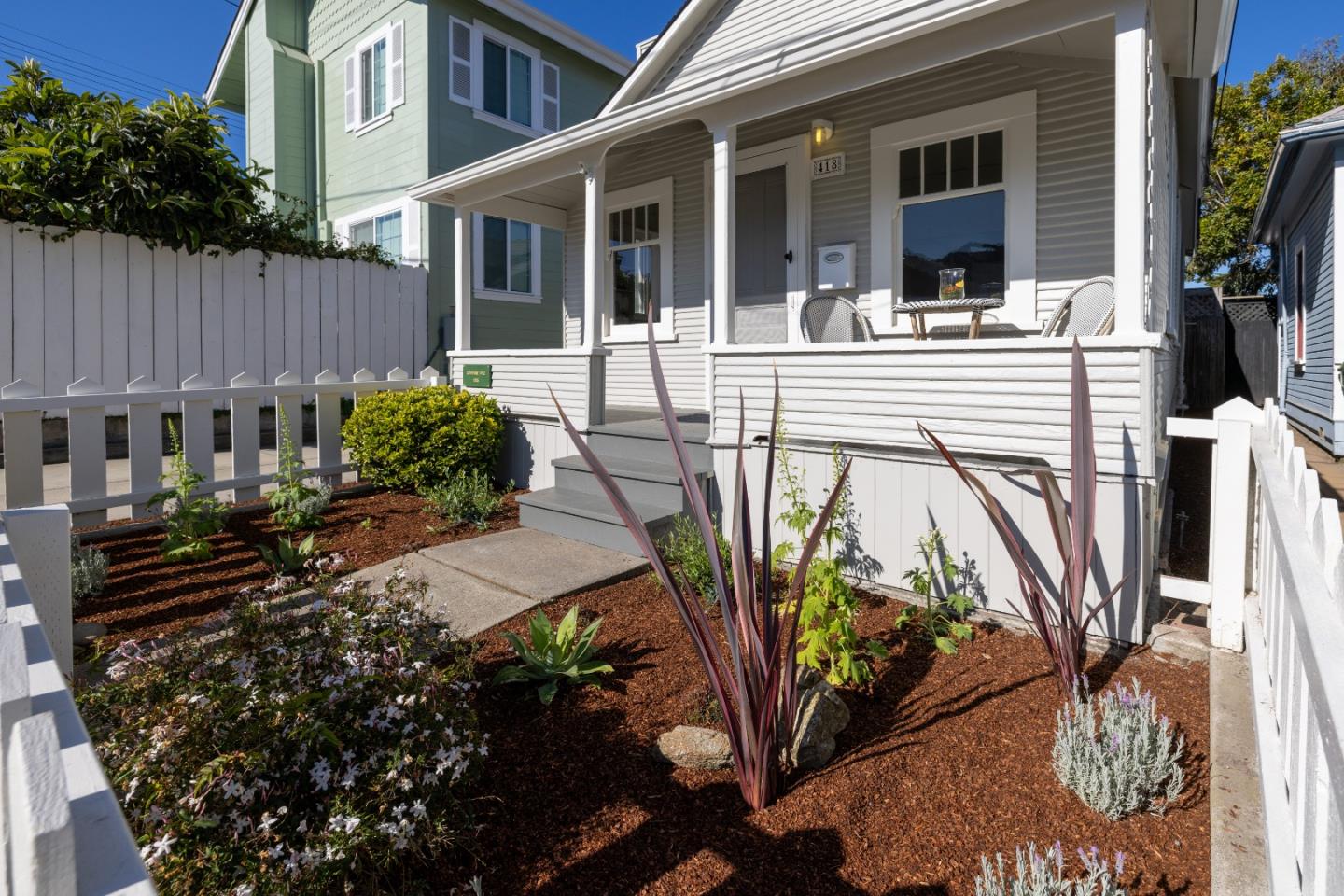 Detail Gallery Image 7 of 37 For 418 Fountain Ave, Pacific Grove,  CA 93950 - 1 Beds | 1 Baths