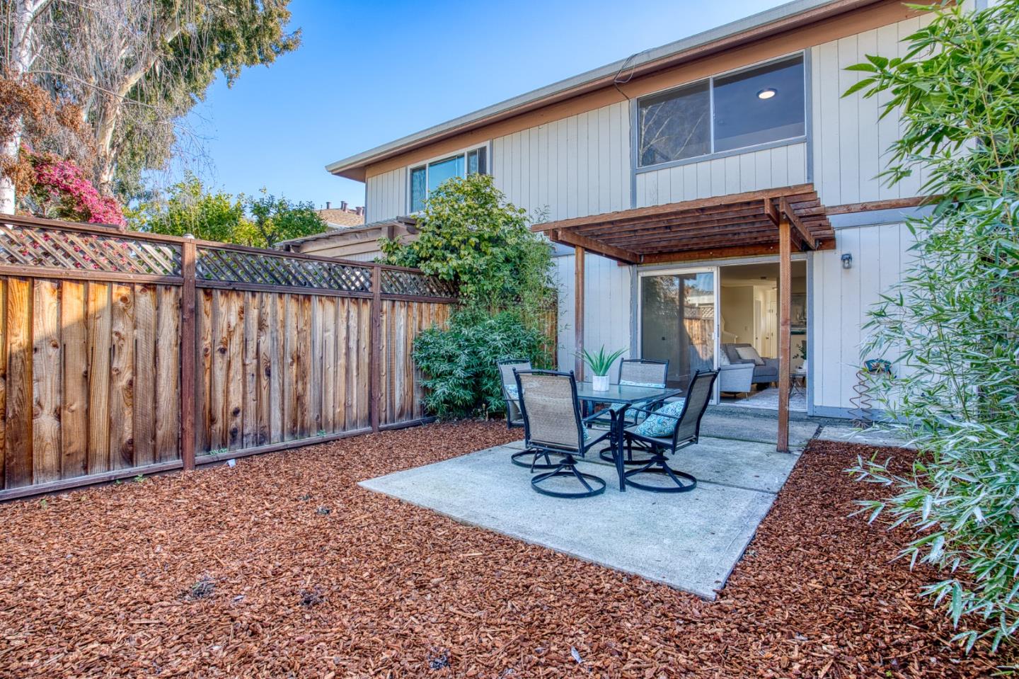 Detail Gallery Image 31 of 38 For 258 Ventura Ave, Palo Alto,  CA 94306 - 2 Beds | 1 Baths