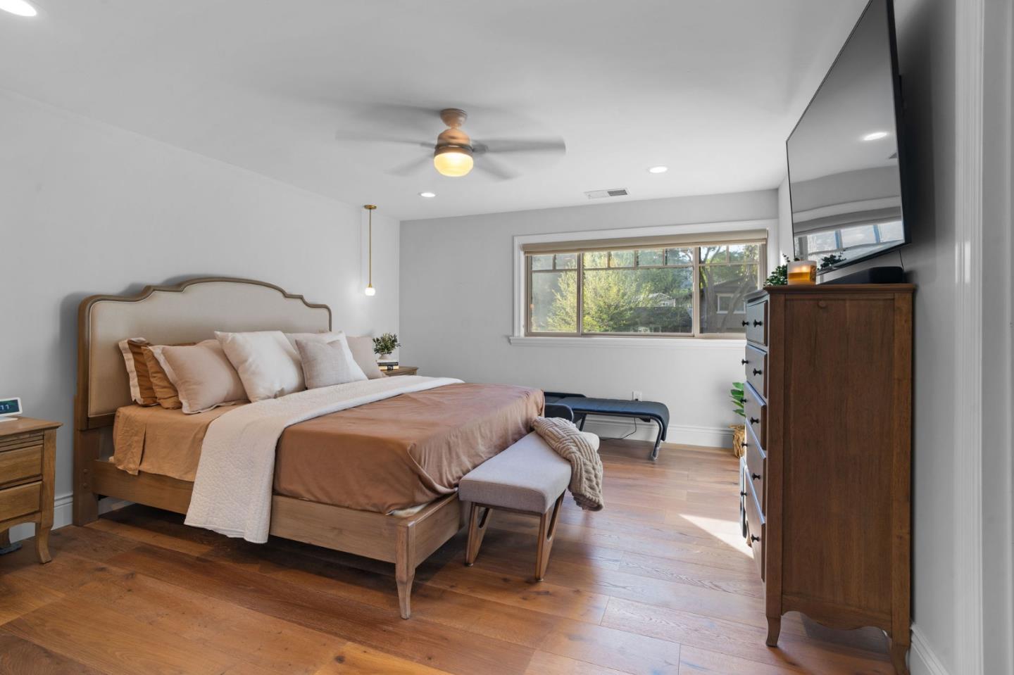 Detail Gallery Image 26 of 59 For 3817 Muirwood Dr, Pleasanton,  CA 94588 - 4 Beds | 3/1 Baths