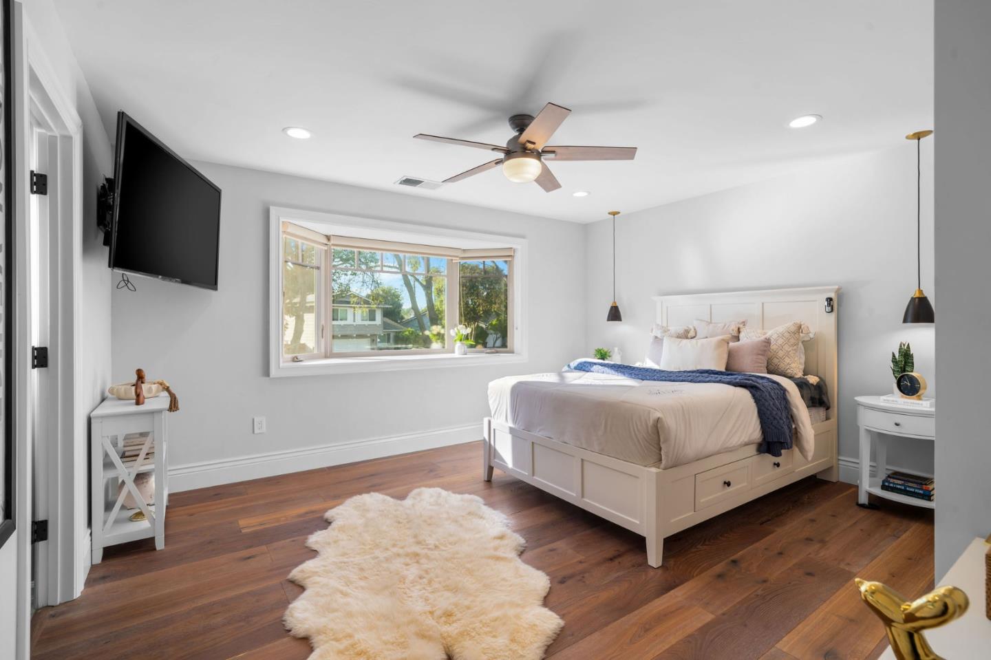 Detail Gallery Image 34 of 59 For 3817 Muirwood Dr, Pleasanton,  CA 94588 - 4 Beds | 3/1 Baths