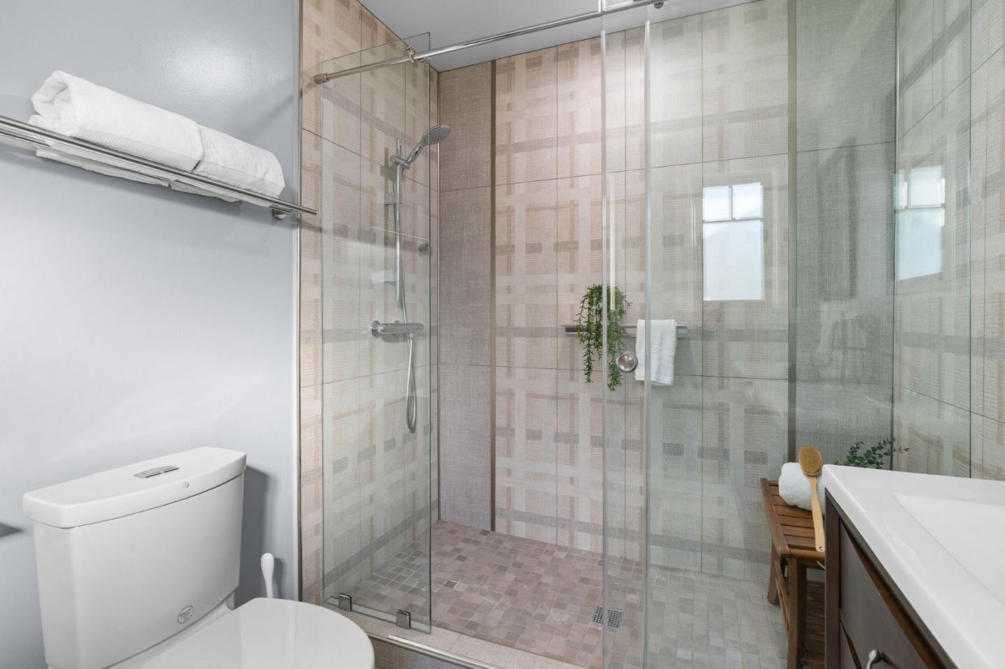 Detail Gallery Image 38 of 59 For 3817 Muirwood Dr, Pleasanton,  CA 94588 - 4 Beds | 3/1 Baths