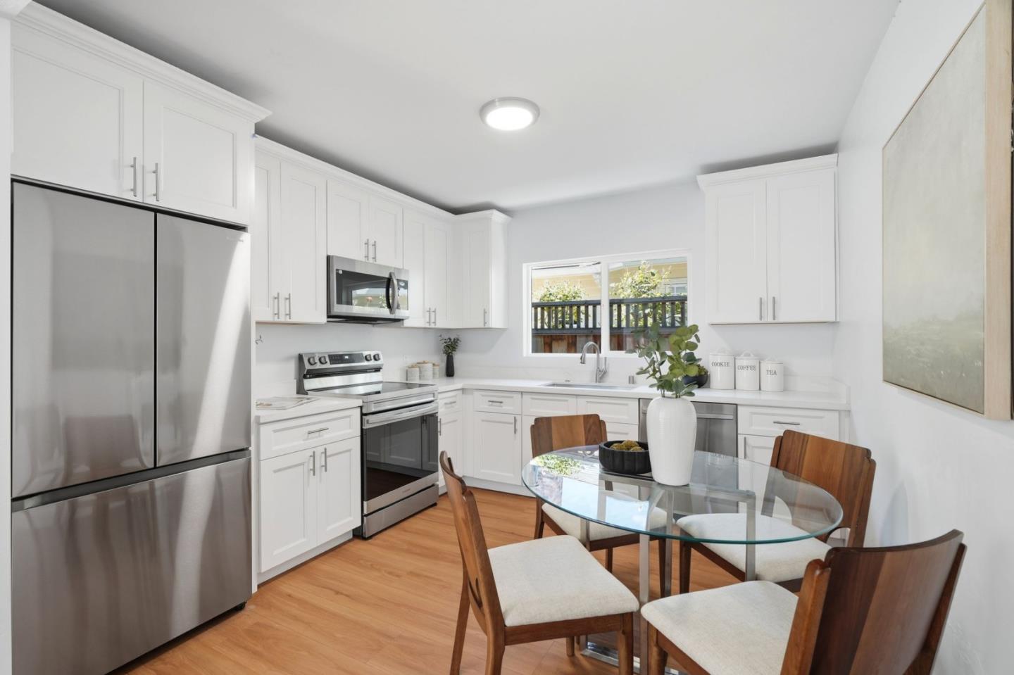 Detail Gallery Image 12 of 58 For 125 Webster, Palo Alto,  CA 94301 - 3 Beds | 1 Baths