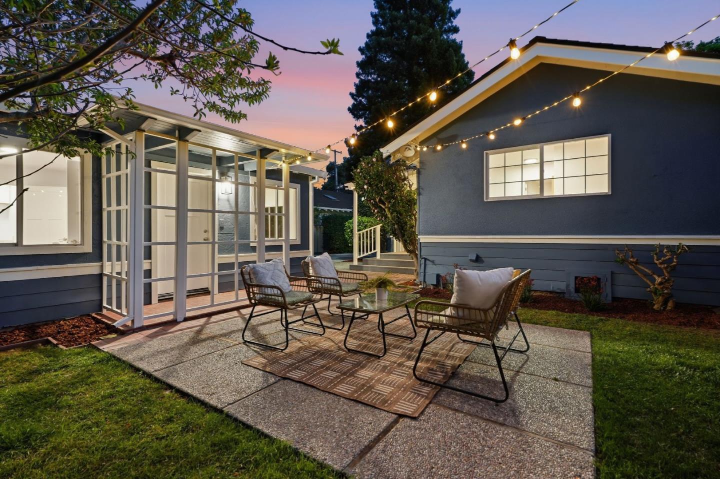 Detail Gallery Image 34 of 58 For 125 Webster, Palo Alto,  CA 94301 - 3 Beds | 1 Baths