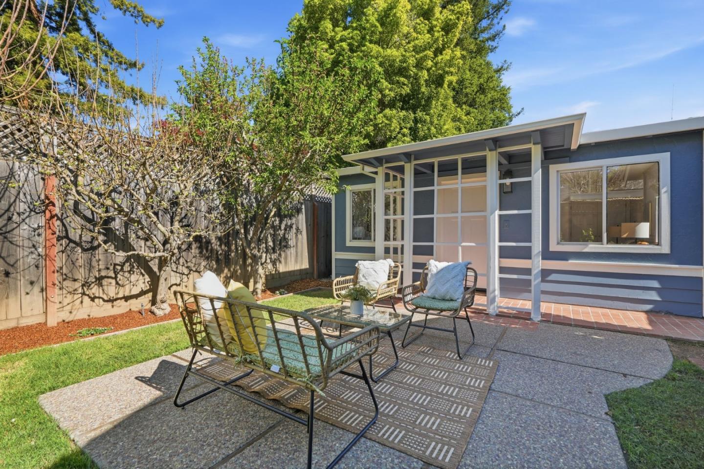 Detail Gallery Image 36 of 58 For 125 Webster, Palo Alto,  CA 94301 - 3 Beds | 1 Baths