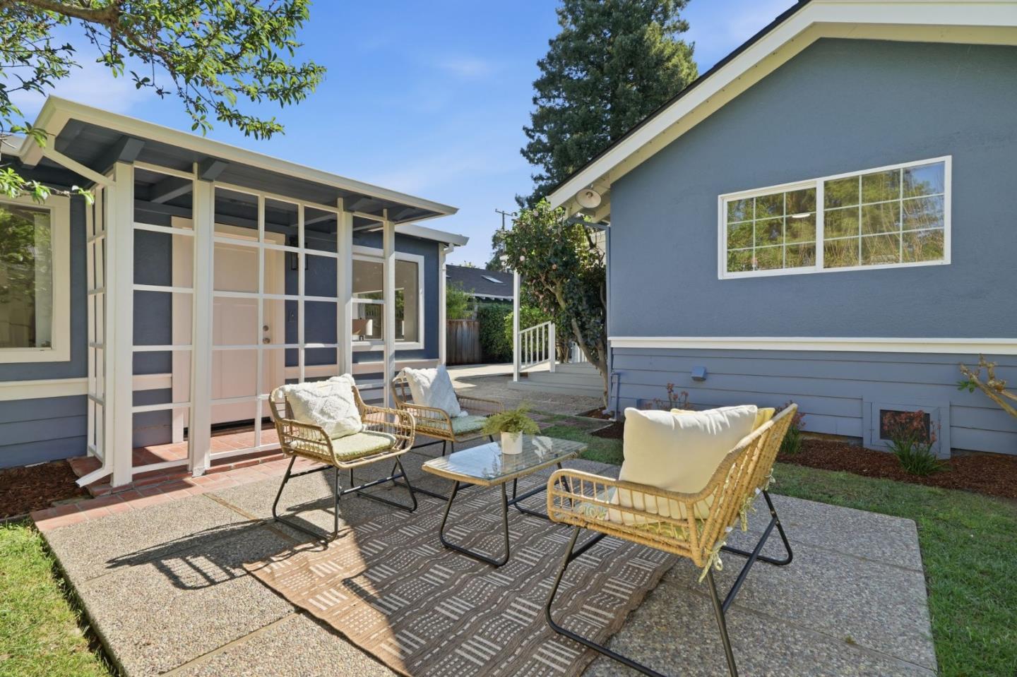 Detail Gallery Image 37 of 58 For 125 Webster, Palo Alto,  CA 94301 - 3 Beds | 1 Baths