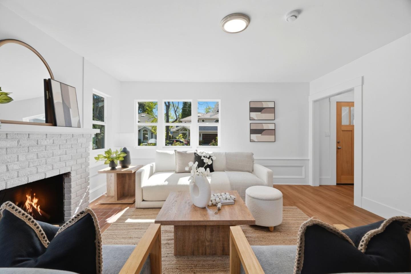 Detail Gallery Image 8 of 58 For 125 Webster, Palo Alto,  CA 94301 - 3 Beds | 1 Baths