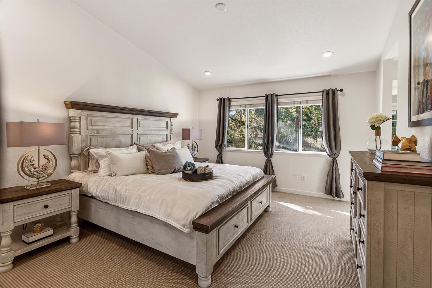 Photo #10: ML82040085 Listing: Photo #10