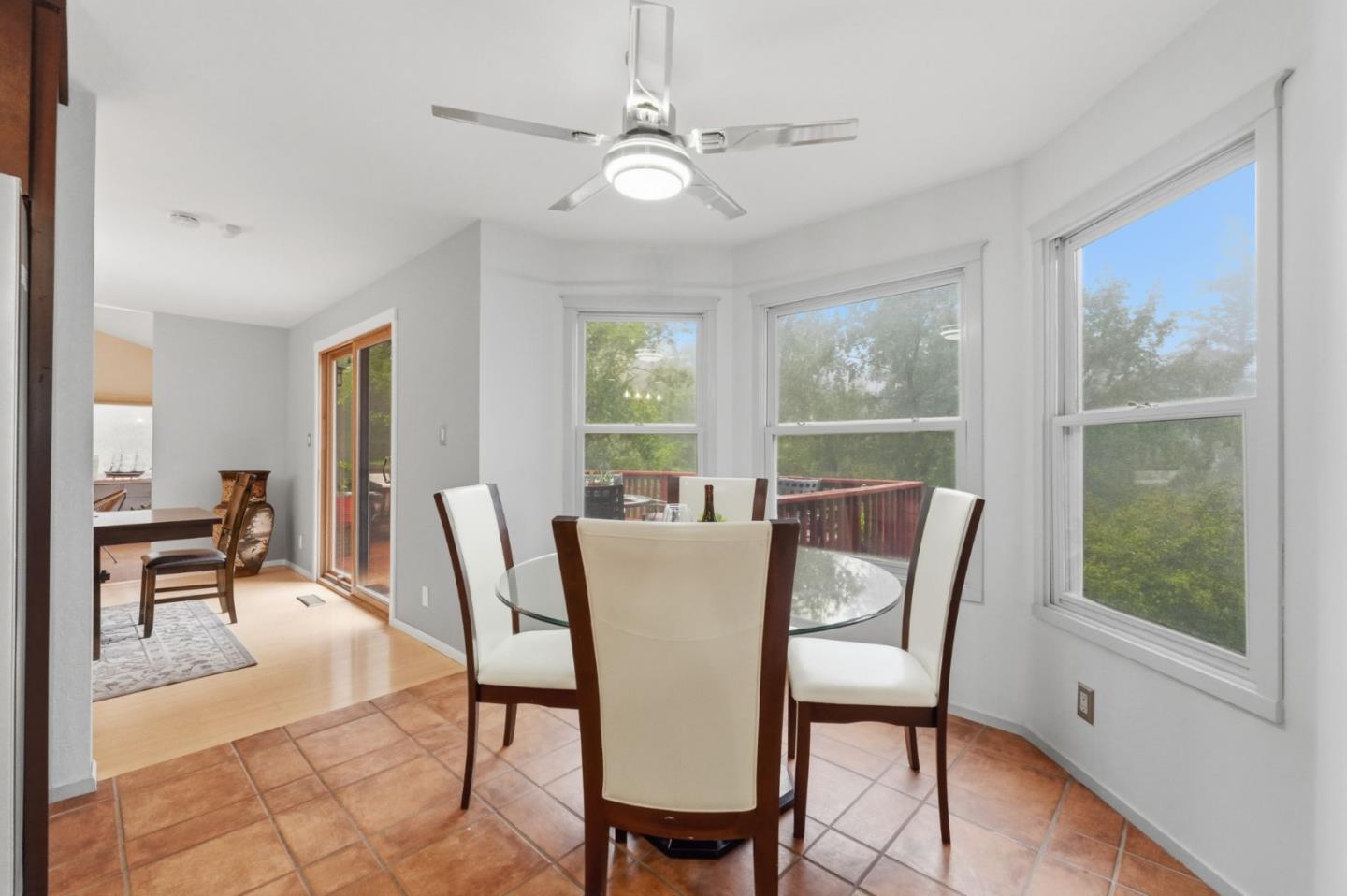 Detail Gallery Image 13 of 35 For 18453 Las Cumbres Rd, Los Gatos,  CA 95033 - 4 Beds | 2/1 Baths