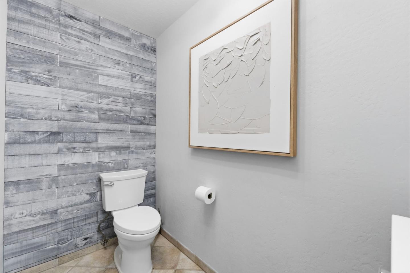 Detail Gallery Image 20 of 35 For 18453 Las Cumbres Rd, Los Gatos,  CA 95033 - 4 Beds | 2/1 Baths