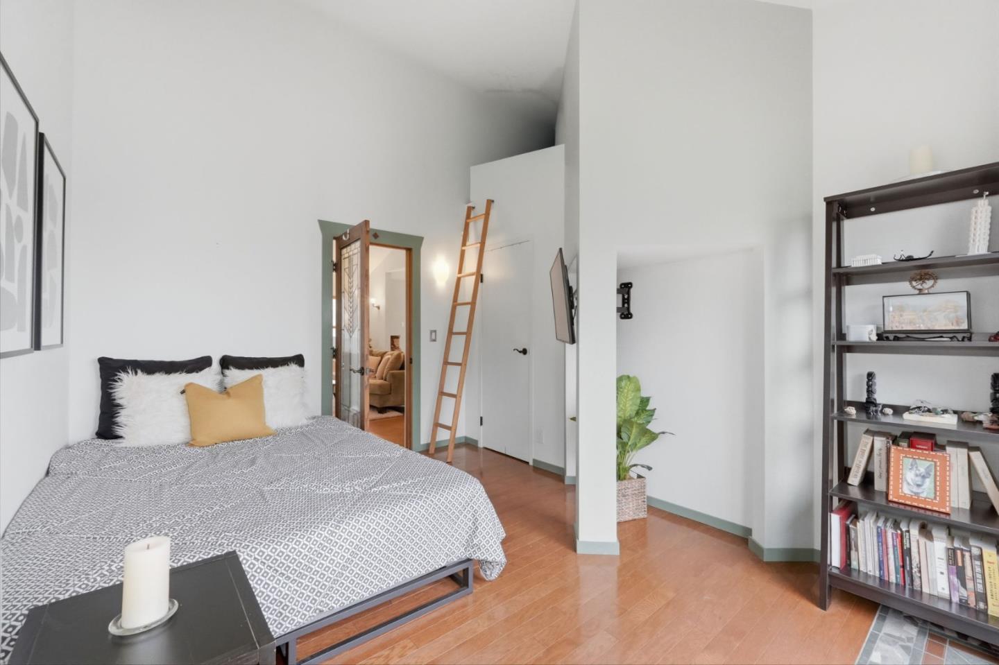 Detail Gallery Image 22 of 35 For 18453 Las Cumbres Rd, Los Gatos,  CA 95033 - 4 Beds | 2/1 Baths