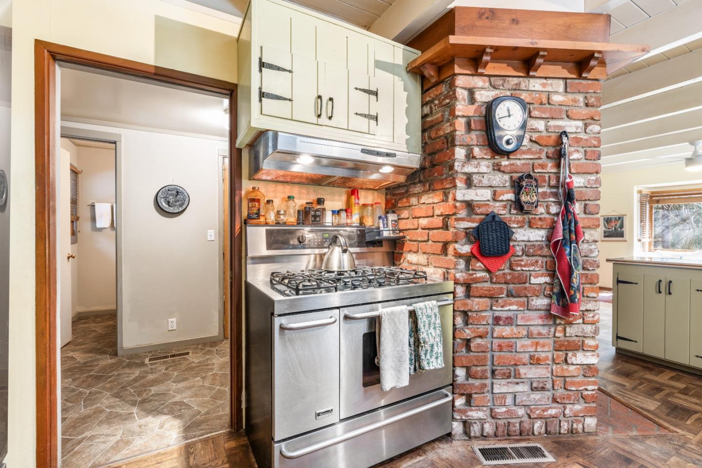 Detail Gallery Image 15 of 64 For 21791 Highway 49, Downieville,  CA 95936 - 4 Beds | 4/1 Baths