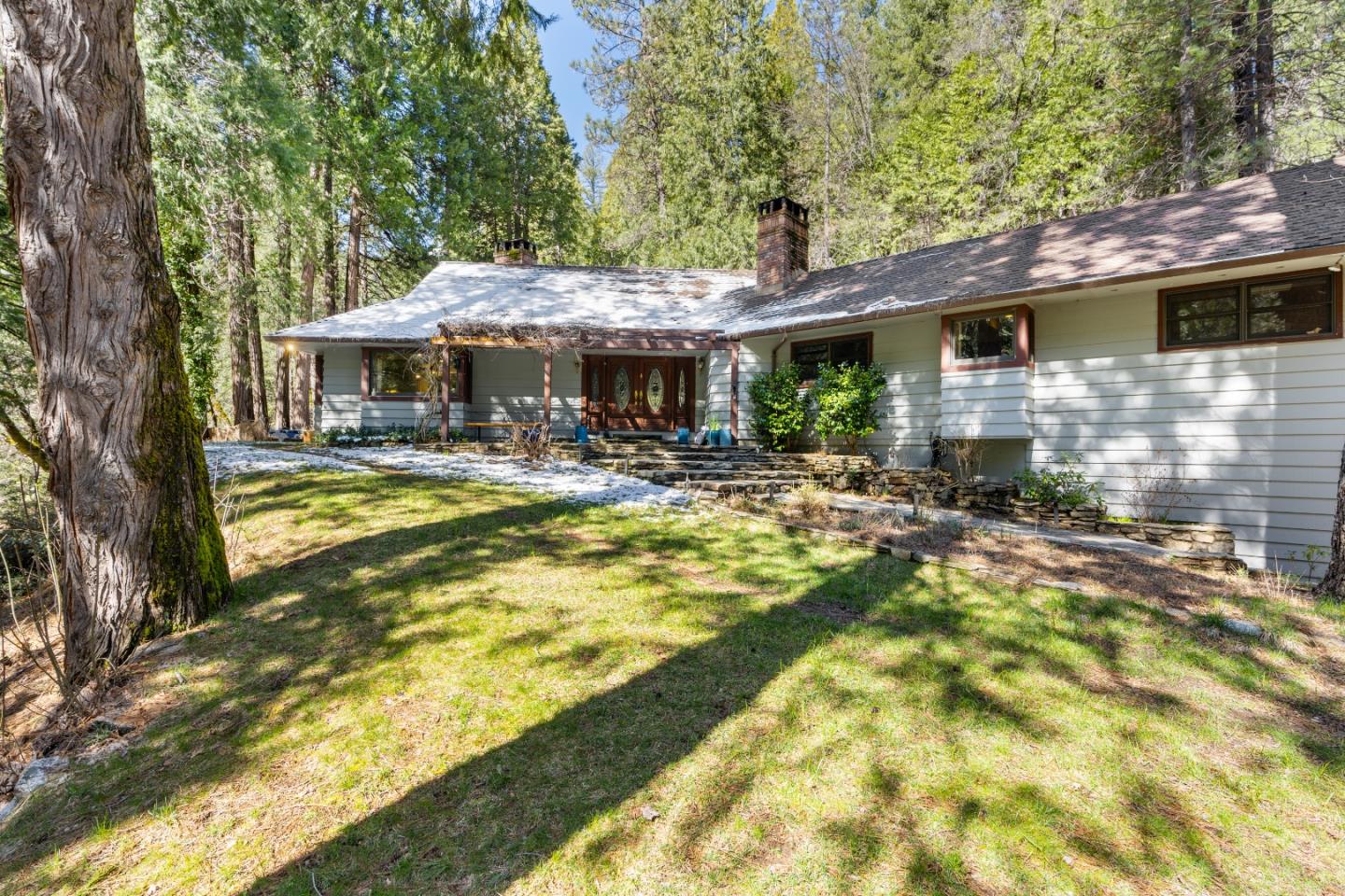Detail Gallery Image 2 of 64 For 21791 Highway 49, Downieville,  CA 95936 - 4 Beds | 4/1 Baths