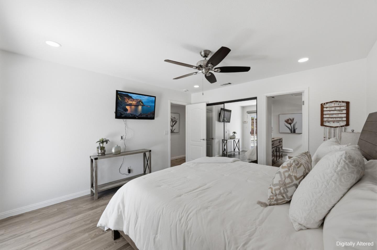 Detail Gallery Image 18 of 34 For 5827 Bellflower Dr, Newark,  CA 94560 - 3 Beds | 2 Baths