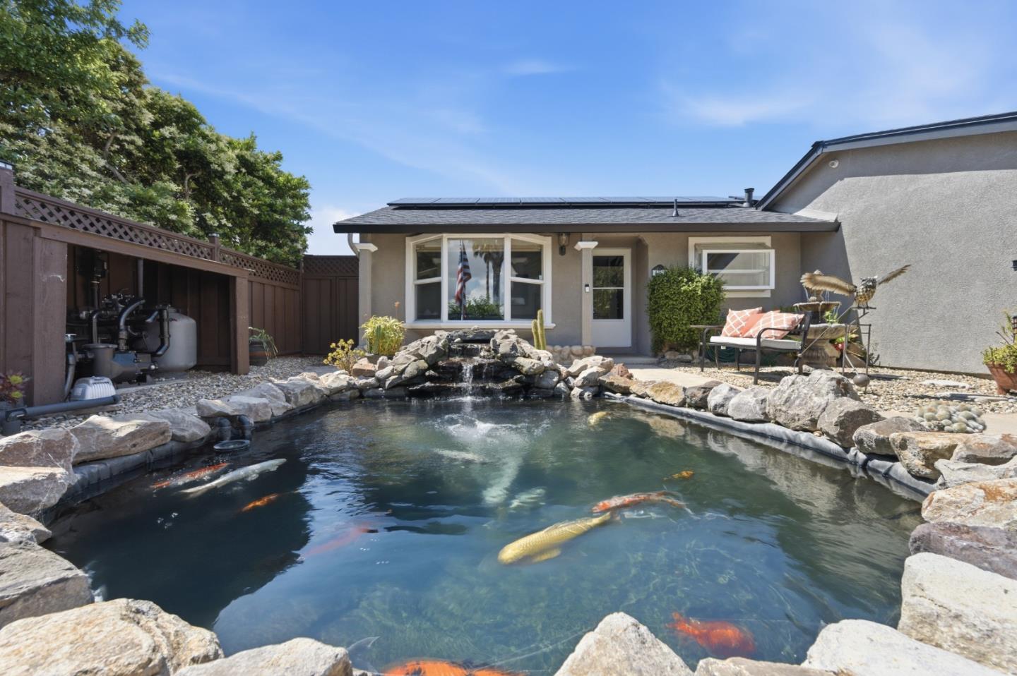 Detail Gallery Image 2 of 34 For 5827 Bellflower Dr, Newark,  CA 94560 - 3 Beds | 2 Baths